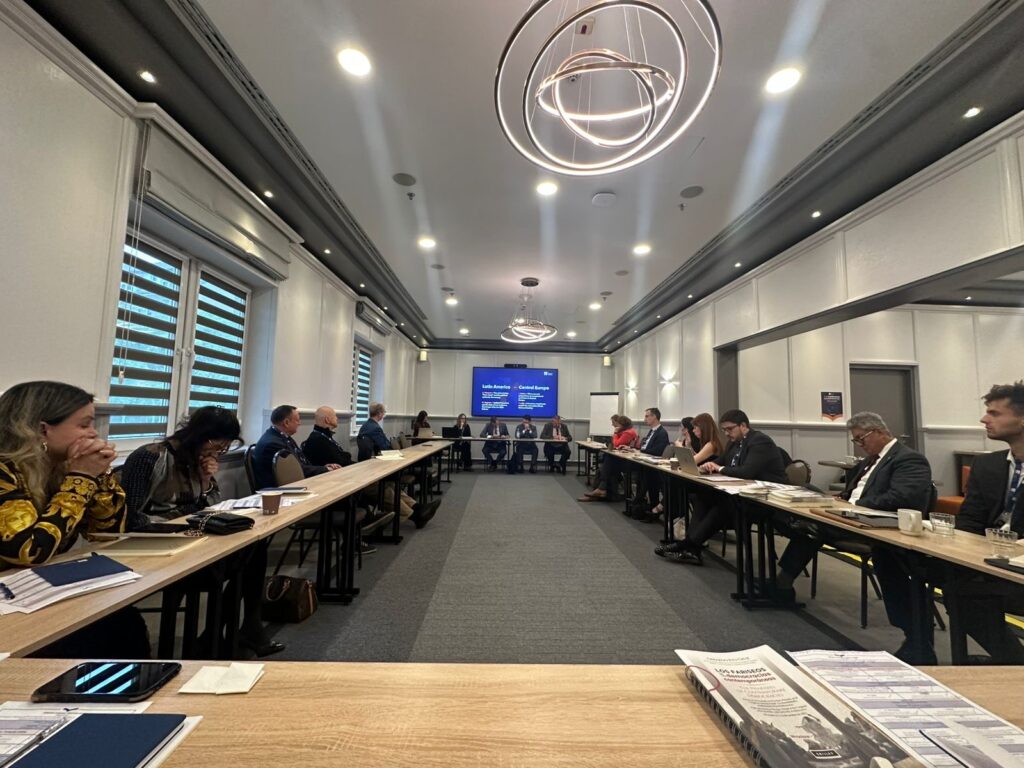 III konferencja prawa konstytucyjnego ameryka łacińska europa środkowa (2)